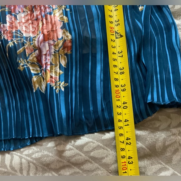 Stunning Floral Ombre Dress - Picture 12 of 12